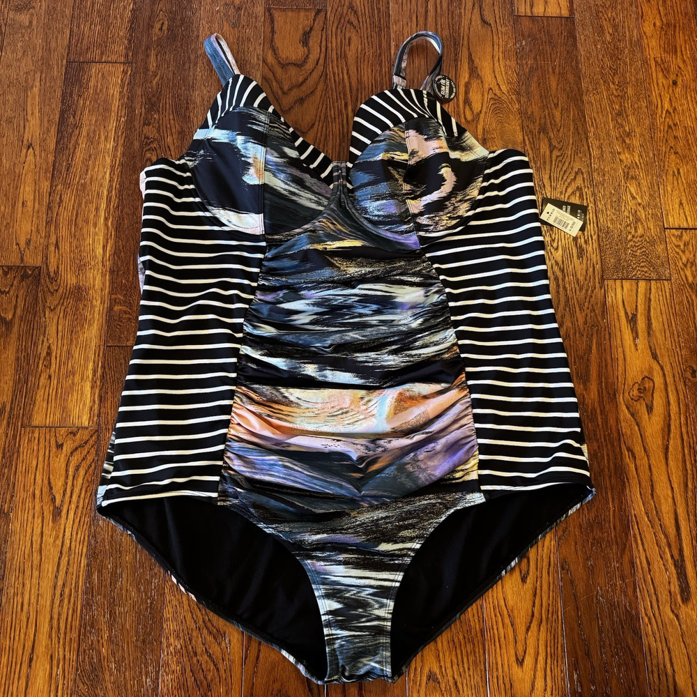 NWT Torrid 4 D/DD Womens 26 4X Slim Fix Underwire One Piece Swimsuit Shoreline - Picture 4 of 16